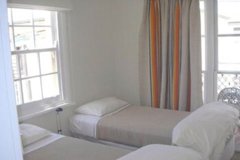 Newcastle Terraces & Apartments NBC Apartments - Holiday Adelaide 3