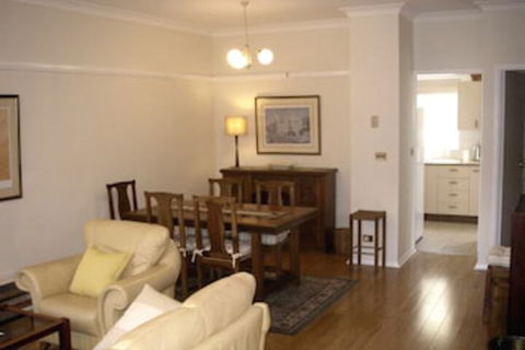 Newcastle Terraces & Apartments NBC Apartments - Holiday Adelaide 5