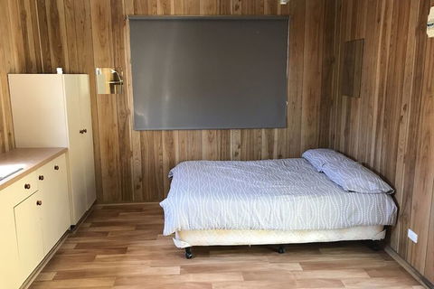 The Waterwheel Beach Cabins - Caravan Park - Holiday Adelaide 7