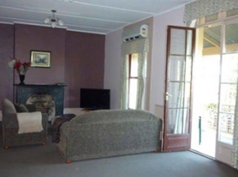 Blue Mountains Manor House - Holiday Adelaide 2