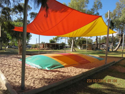 Kalbarri Tudor Holiday Park - Holiday Adelaide 4