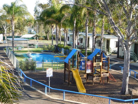 Villa Holiday Park - Holiday Adelaide 1