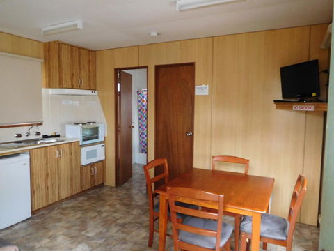 Villa Holiday Park - Holiday Adelaide 5