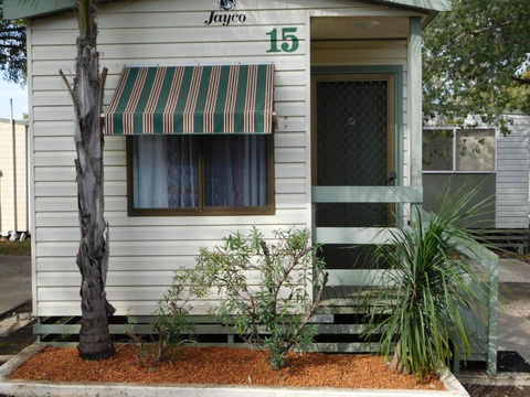 Villa Holiday Park - Holiday Adelaide 2