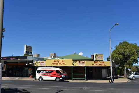 Club Hotel Motel Roma - Holiday Adelaide 5