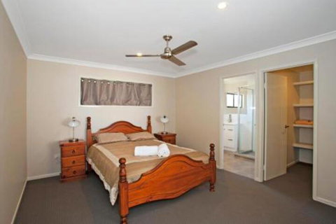 Agnes Retreat - Holiday Adelaide 4