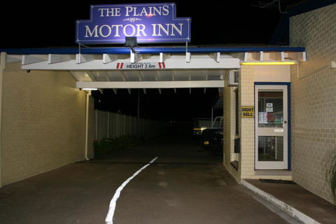 The Plains Motor Inn - Holiday Adelaide 3