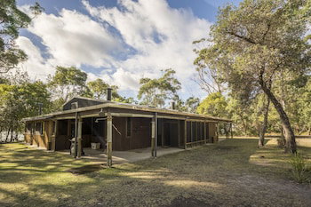 Myer House - Holiday Adelaide 1