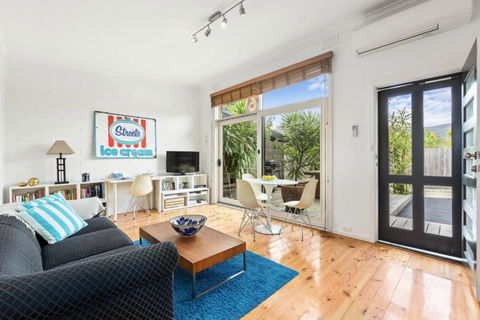 Sunset Over Sea Rosebud McCrae - Holiday Adelaide 4