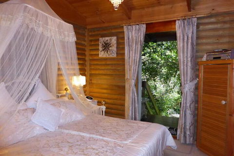 Aldgate Lodge Bed & Breakfast - Holiday Adelaide 3