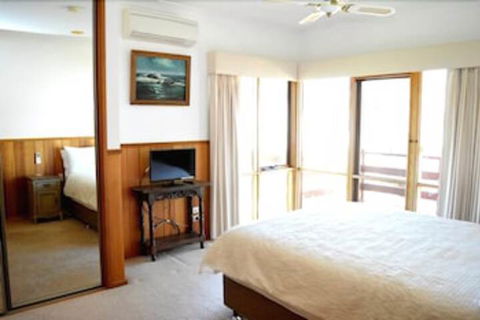 Lisieux - Holiday Adelaide 3