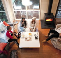Treetop Stay - Holiday Adelaide