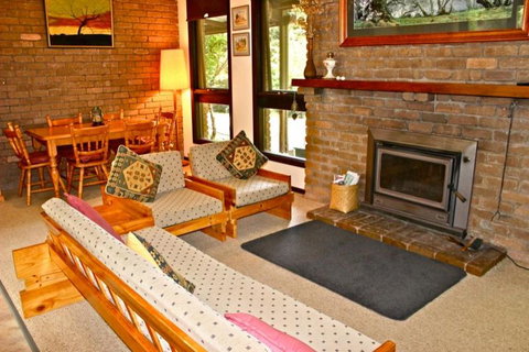 Kaighins Place - Holiday Adelaide 2