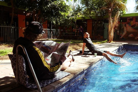 Jump Inn Alice Budget Accommodation - Holiday Adelaide 4
