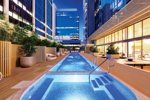 SKYE Hotel Suites Parramatta - Holiday Adelaide 4