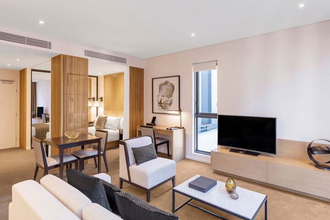 SKYE Hotel Suites Parramatta - Holiday Adelaide 7