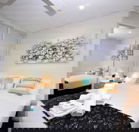 Coastal by Rockingham Apartments - Holiday Adelaide