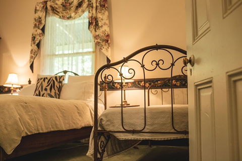 Plynlimmon The Heritage Cottage At Kurrajong - Holiday Adelaide 6