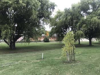 Snowy Mountains Coach And Motor Inn - Holiday Adelaide 4