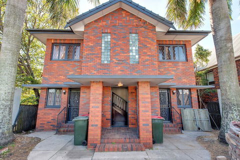 Anville Court - Holiday Adelaide 2