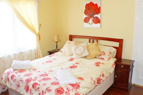 West End Retreat - Holiday Adelaide 4