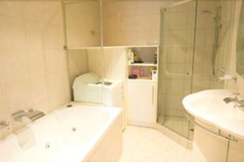 Colin St. Apartment - Holiday Adelaide 5