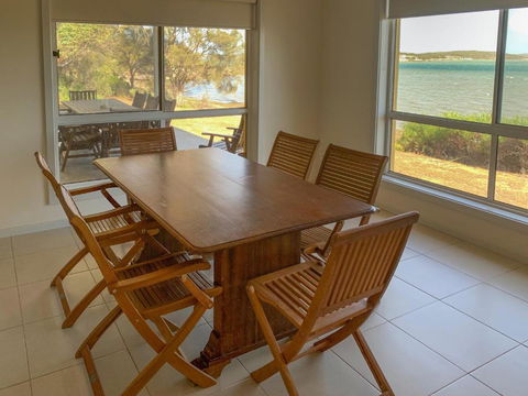 The Beach House - Holiday Adelaide 4