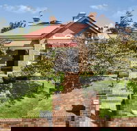 Loloma Bed and Breakfast - Holiday Adelaide