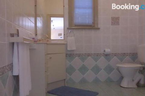 Boutique Motel Sefton House - Holiday Adelaide 5