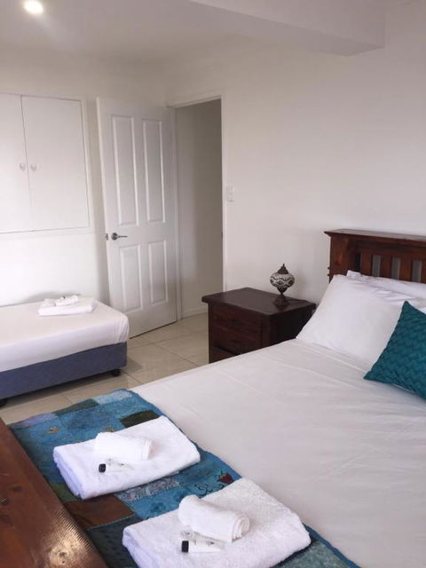Chez Nous Two Bedroom Apartment - Holiday Adelaide 3