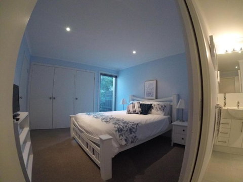 Shellys Place - Holiday Adelaide 3