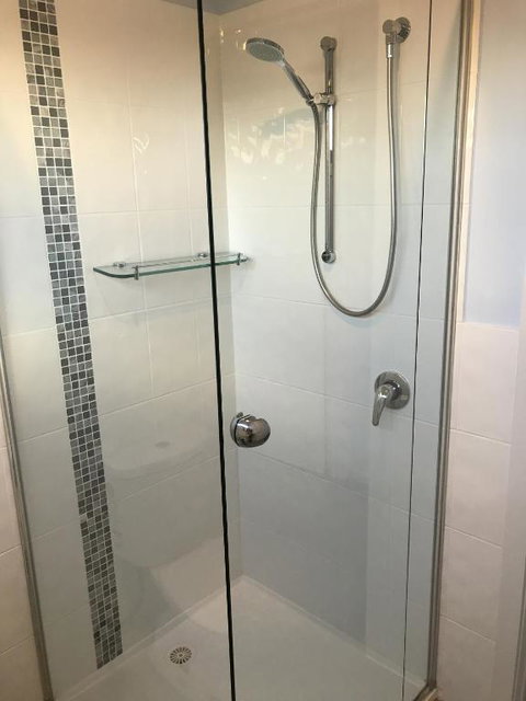 Shellys Place - Holiday Adelaide 1