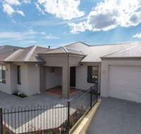 Beckenham House - Holiday Adelaide