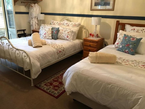 Guest House On Hyde - Holiday Adelaide 4