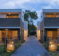 Maison Executive - Holiday Adelaide