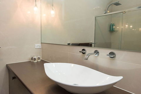 Lavina Luxury Beach House - Holiday Adelaide 6