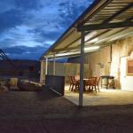 Dug Out B & B Apartments - Holiday Adelaide 0