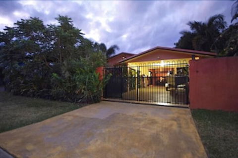 Hacienda Cooya Beach - Holiday Adelaide 1
