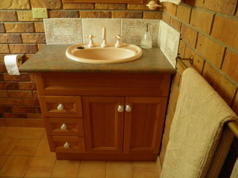 Coucals Cottage - Holiday Adelaide 3