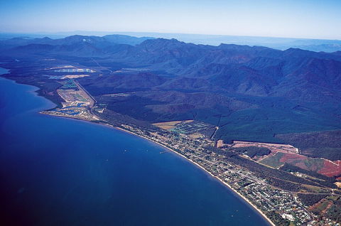 Hinchinbrook Harbour Apartments - Holiday Adelaide 2
