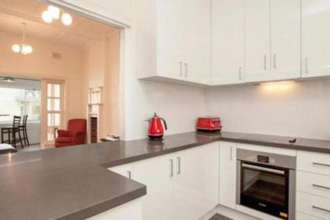 Apartment West Esplanade MAN93 - Holiday Adelaide 5