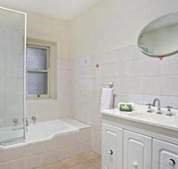 Apartment West Esplanade MAN93 - Holiday Adelaide