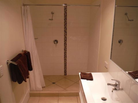Units 37 On St. Francis Drive - Holiday Adelaide 2