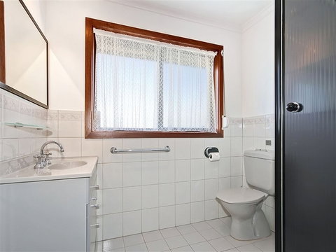 Beach House At Moana - Holiday Adelaide 2