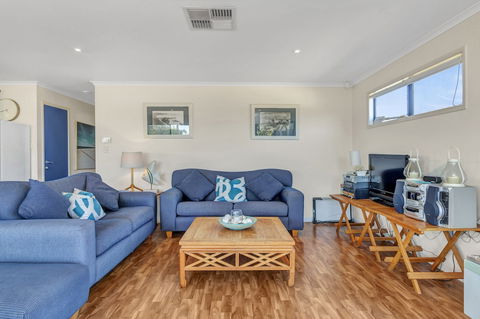 Zephyr Shores - Holiday Adelaide 6