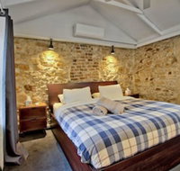 Heritage Listed Sandstone Cottage - Holiday Adelaide