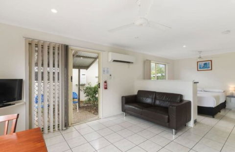 Discovery Parks - Coolwaters Yeppoon - Holiday Adelaide 3