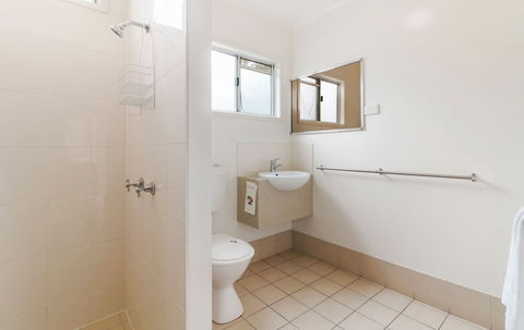 Discovery Parks - Coolwaters Yeppoon - Holiday Adelaide 1