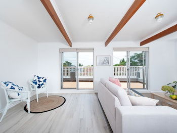 The Loft At Fingal Bay - Holiday Adelaide 1