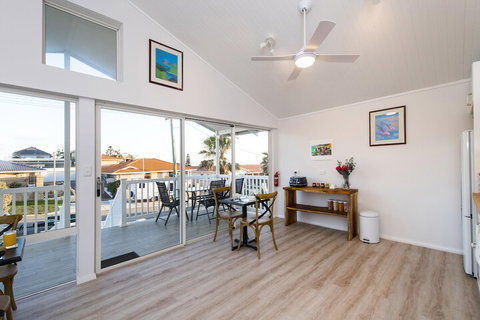 North Beach Bed And Breakfast - Holiday Adelaide 3